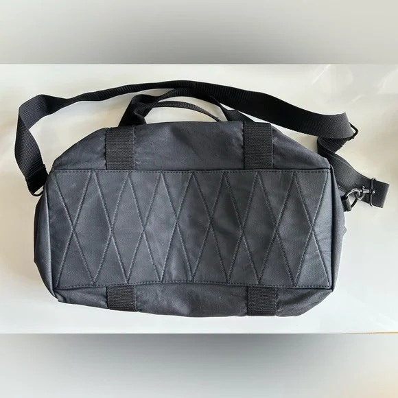 H&M Weekender Bag - Picture 2 of 3